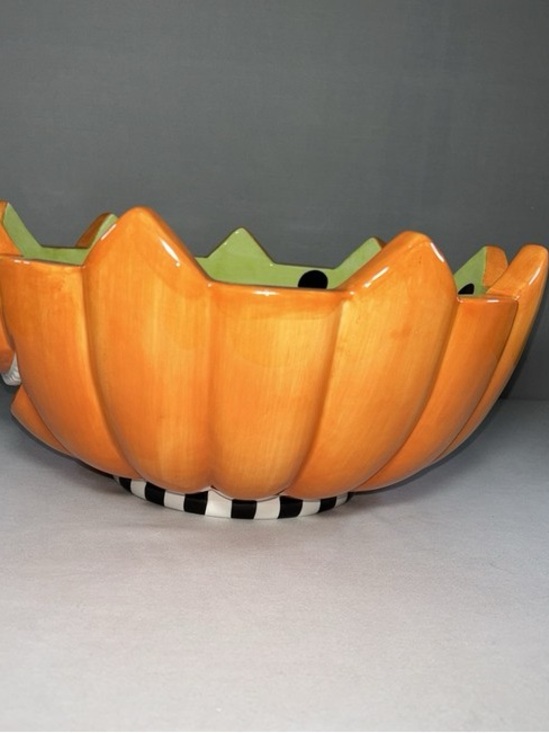 Vintage Department 56 Halloween Spooky Googly Eye Orange  Extremely Rare Discontinued Vintage Dept 56 Google Eyes Candy Bowl. 56.35067